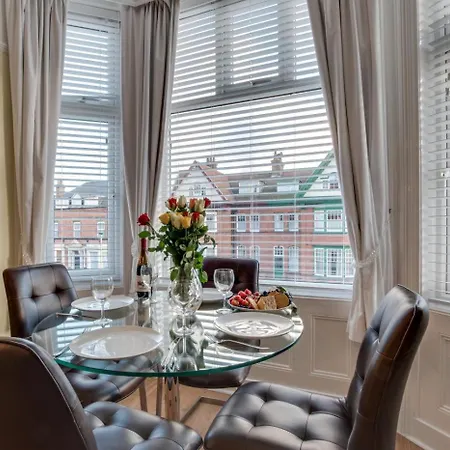 2 Bed In Oc-s032 דירה סקארבורו