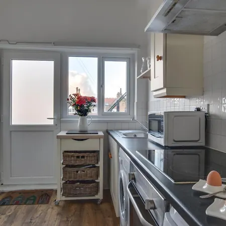 2 Bed In Oc-s032 דירה *