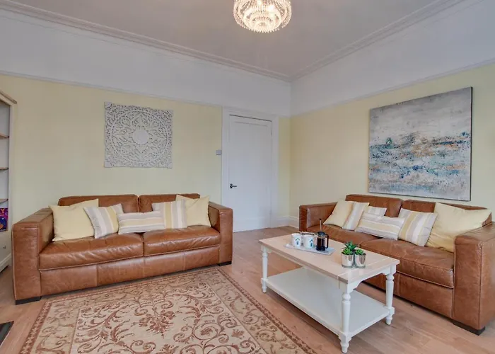 2 Bed In Scarborough Oc-S032 スカーバラ